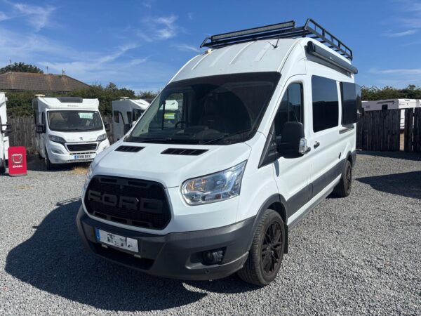 Ford Transit Hightop 2017